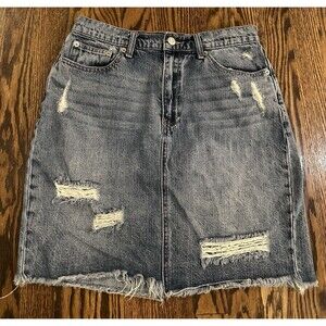 Gap Denim Skirt Jean mini skirt size 28 size 6 medium wash distressed raw hem‎